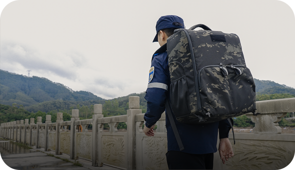 CZI Fast Deploy Tethered Suspension Light SKU CZ100