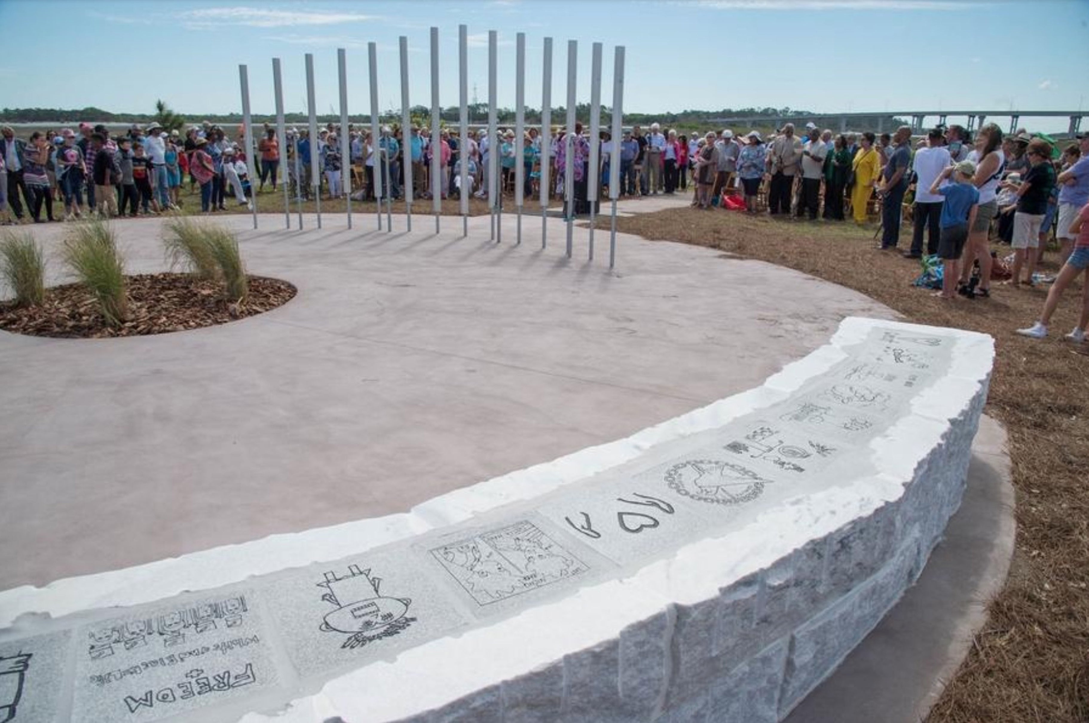 FreeNotes Contrabass 7 Note Chimes Musical Element SKU CCH