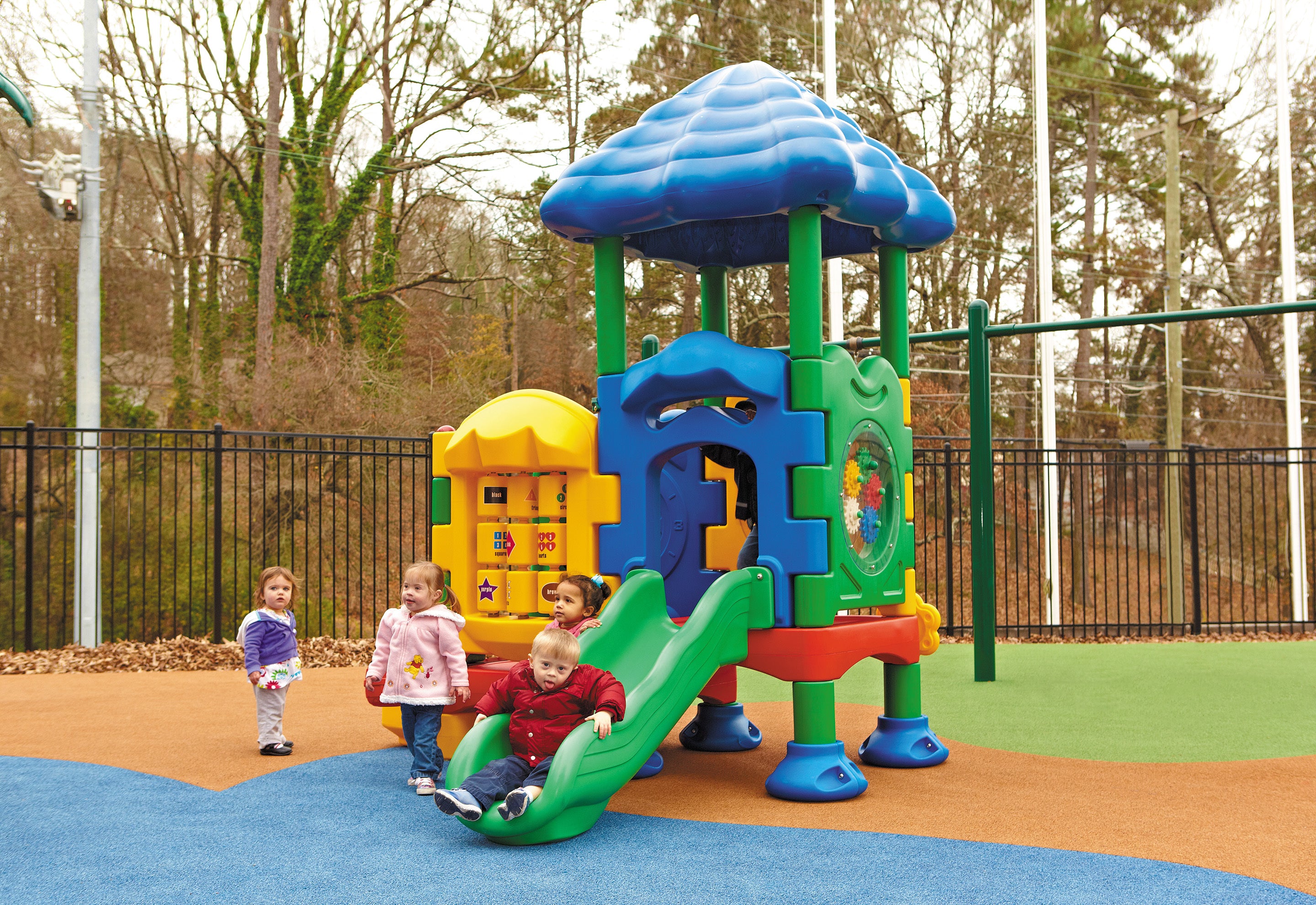 UltraPlay Discovery Center Seedling Playground w/ Roof SKU DC-SEEDR