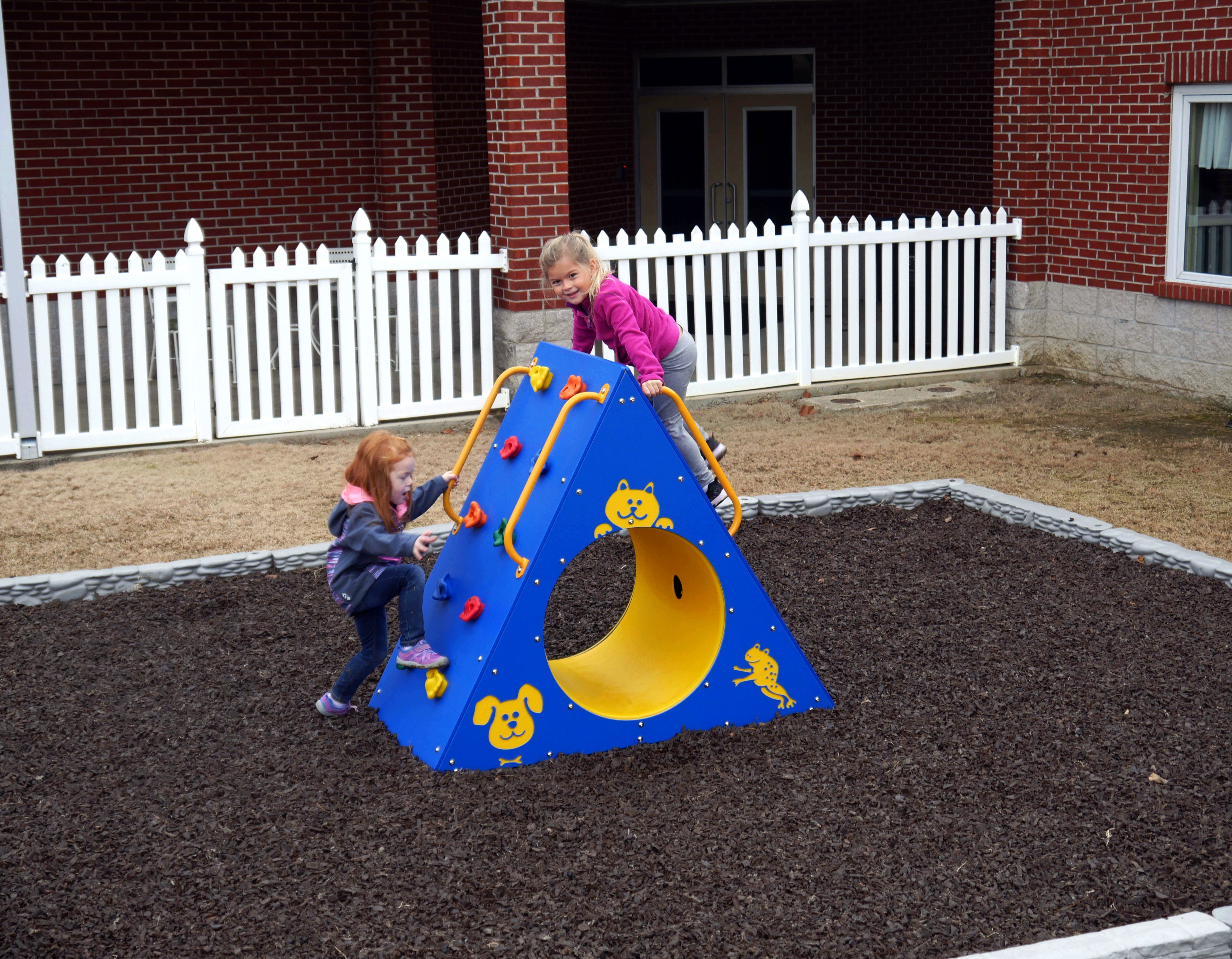 Infinity Playgrounds Climbing Wall w/ Tunnel SKU IP-8038