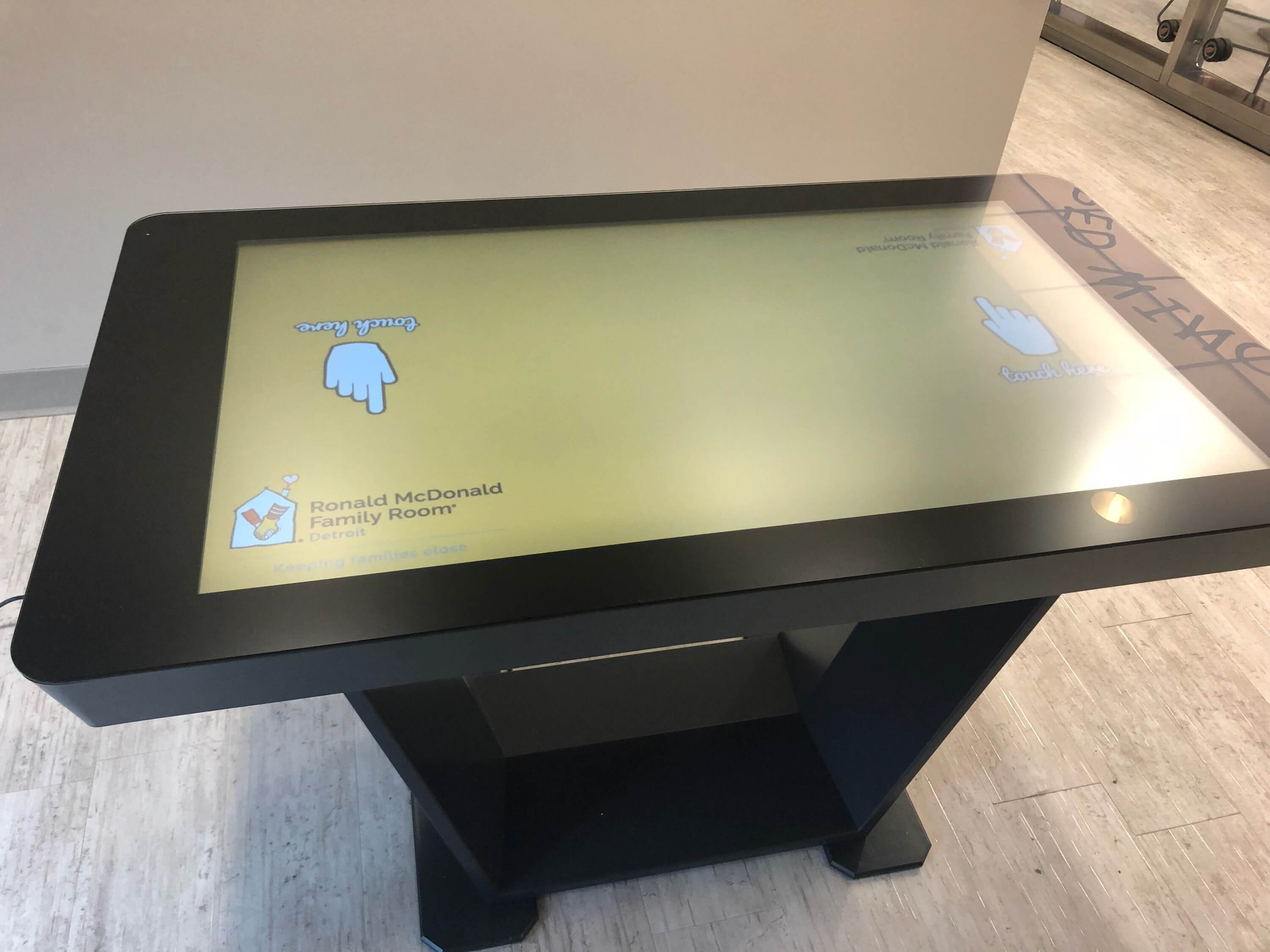 After Mouse Interactive Play Touch Table SKU AMPlay