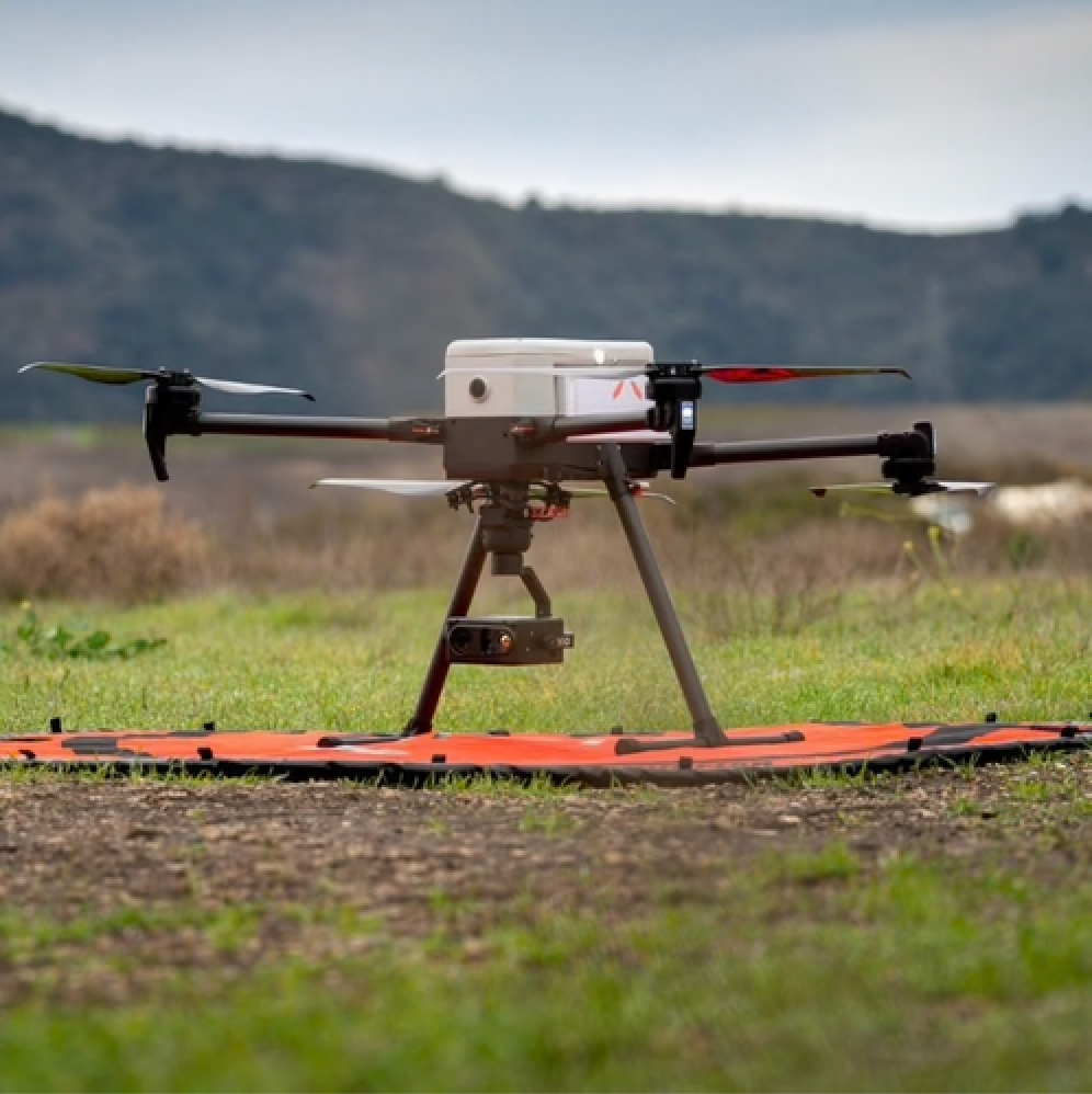 Inspired Flight IF800 TOMCAT Quadcopter Blue Herelink Ground Control Station SKU 102830