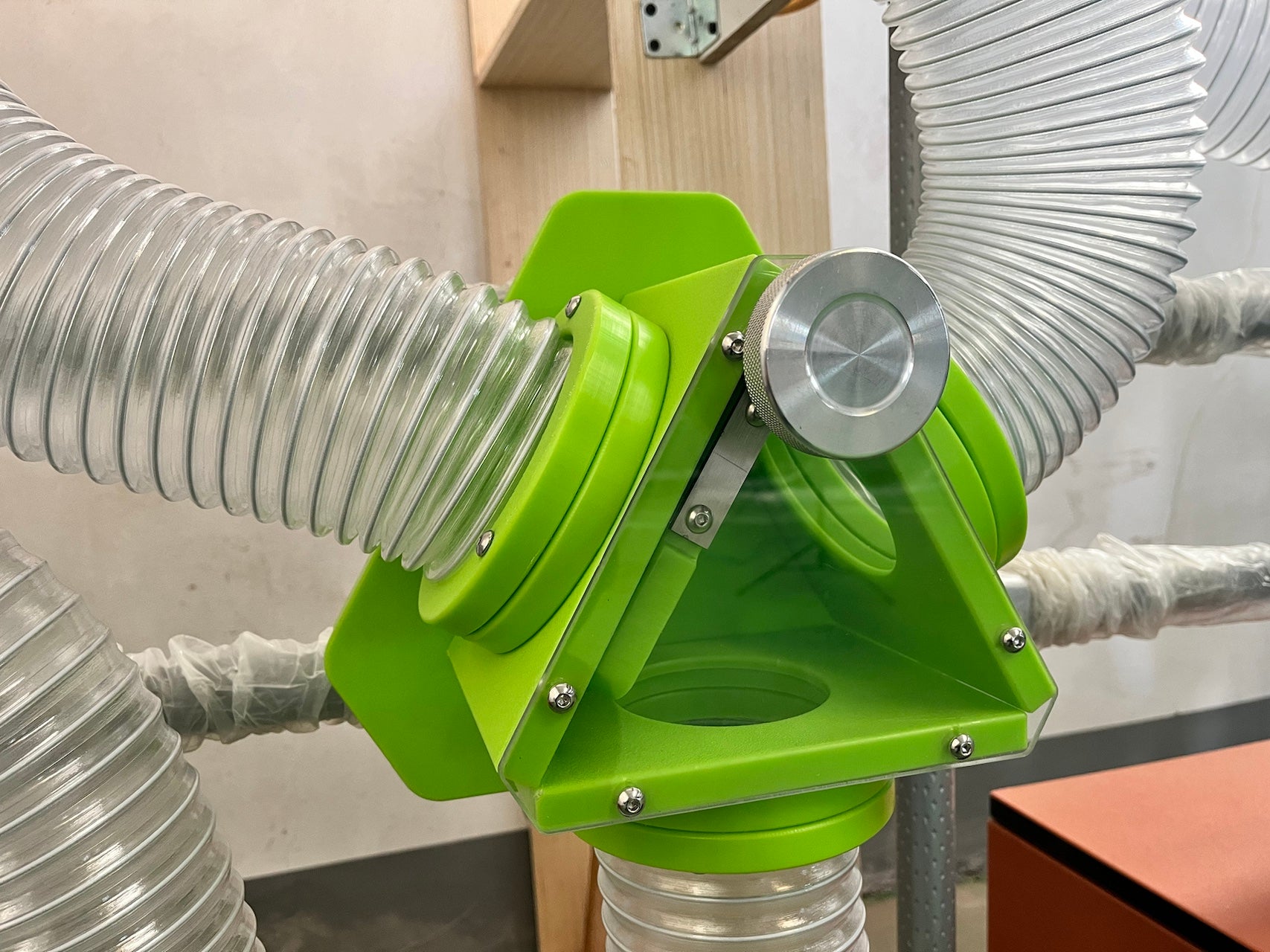 LiteZilla Ultimate Scarf Launcher SKU LZ-SCARF