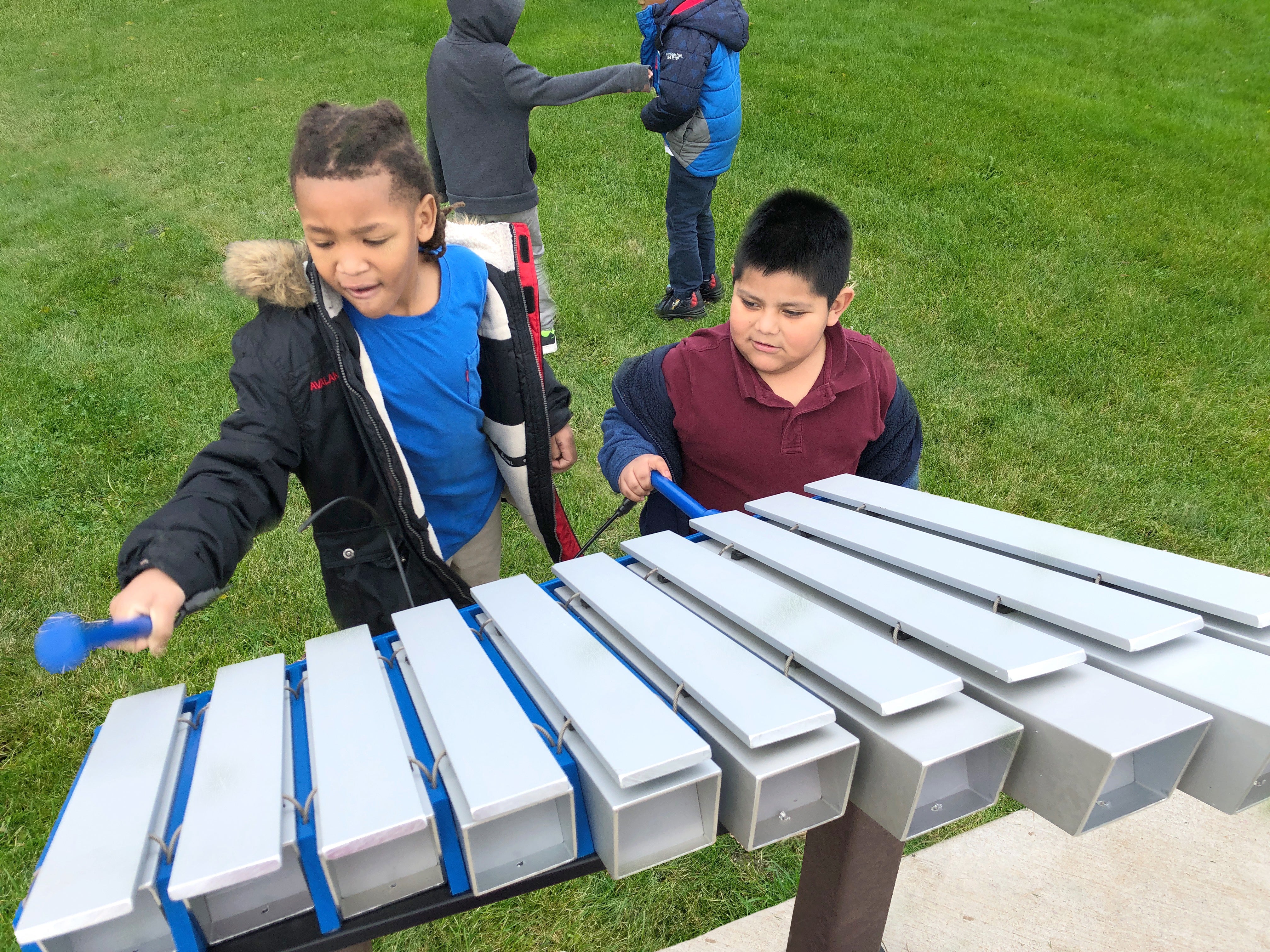 FreeNotes Yantzee 10 Note Bass Metallophone Musical Element SKU YANZ