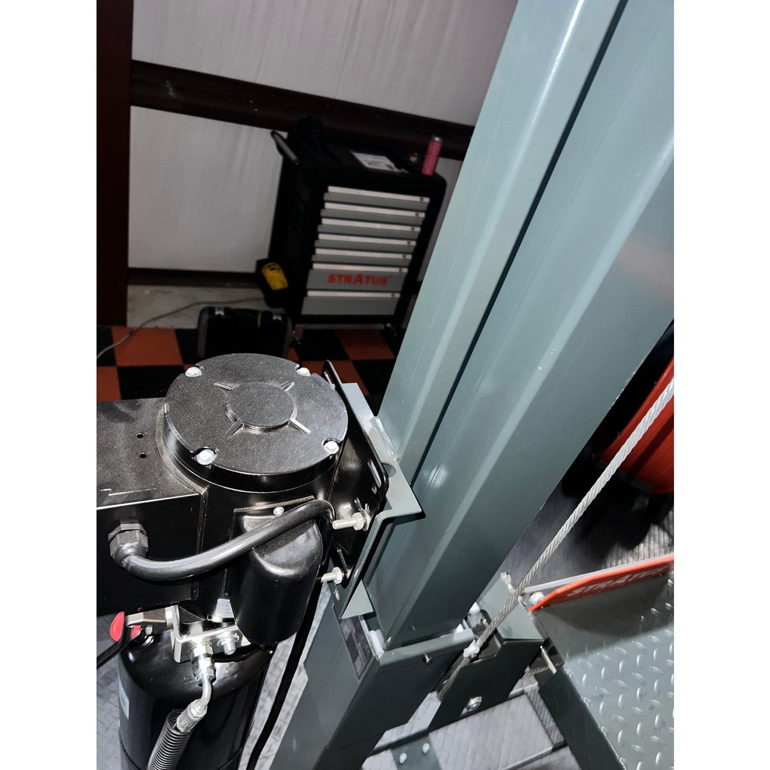 Stratus Mounting Bracket 4 Post Parking Lift Power Unit SKU SAE-MB