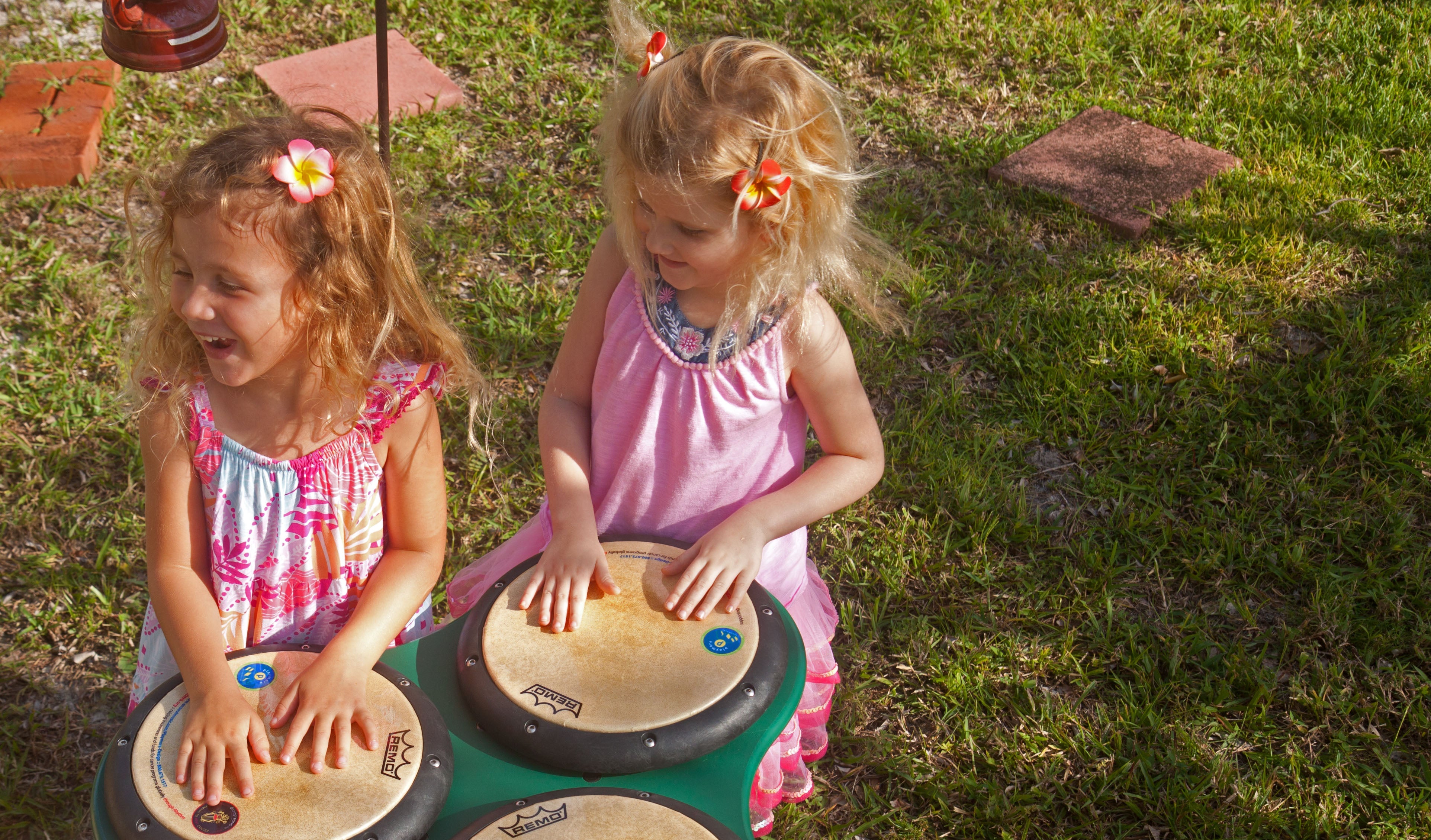 PlayMore Design TriPPPle Play Drum Table SKU 10031