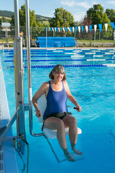 Spectrum Aquatics Gallatin Water Powered Lift SKU 27336