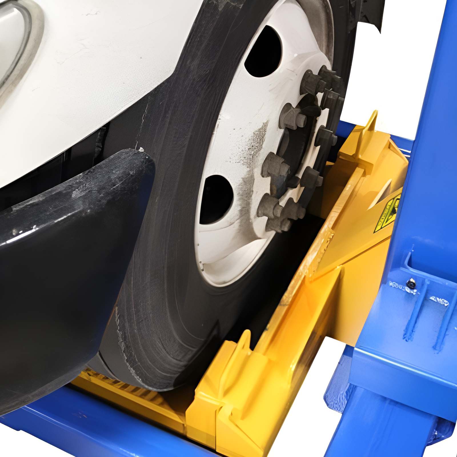 Atlas 16,500lb Mobile Column Lift System, 6 Units, 24v Battery w/ Cable Communication, ALI Certified SKU ATEML-6045BC