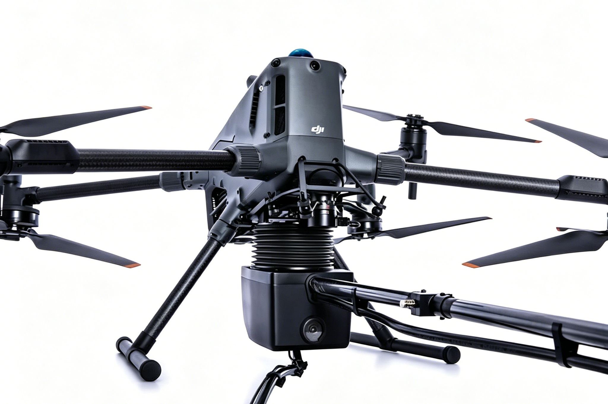 AeroClean P3, T50 Tethered Spray Cleaning System For DJI M400, Industrial Payload SKU AearoClean-P3-50M