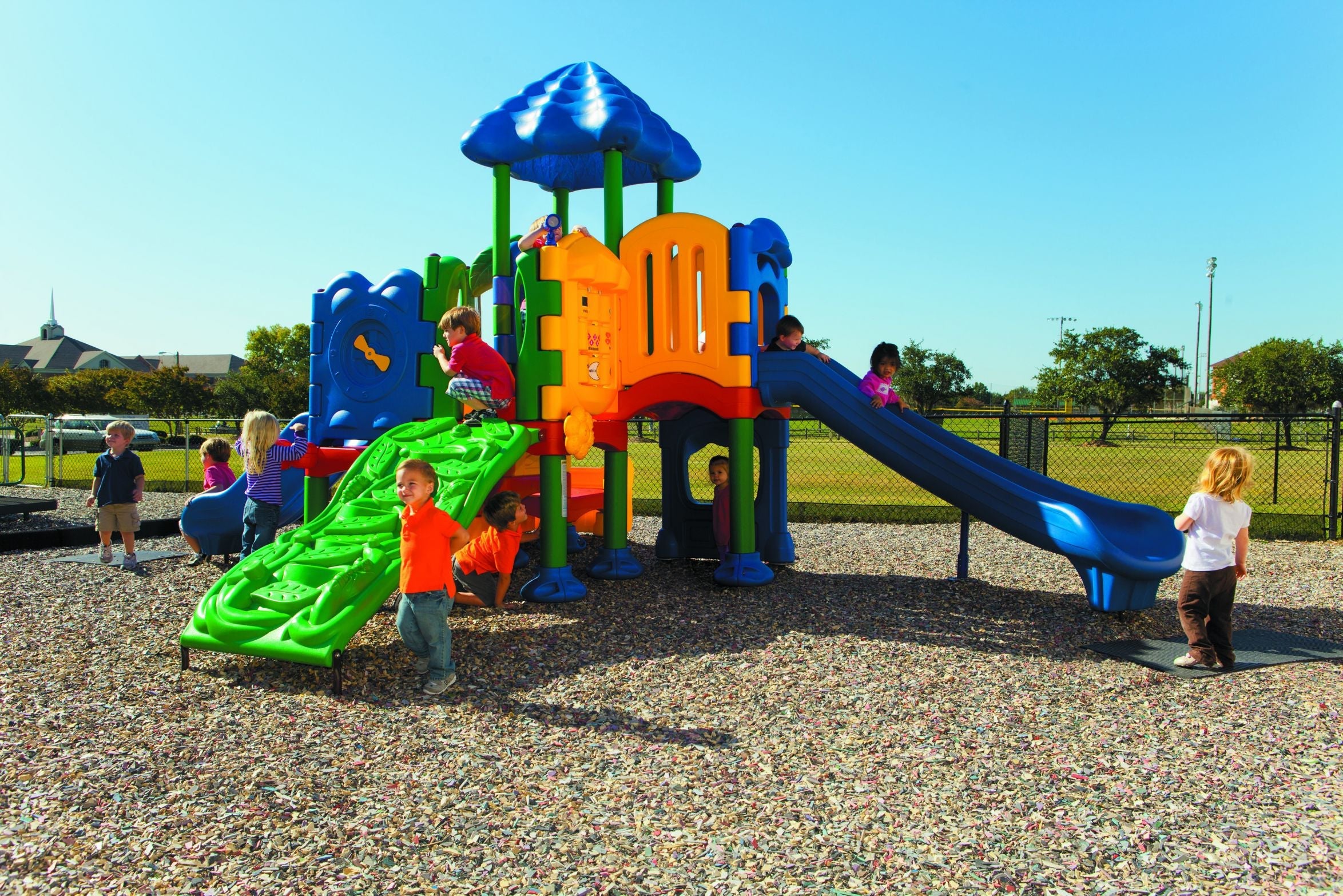 UltraPlay Discovery Range Playground w/ Roof SKU DC-5XLG