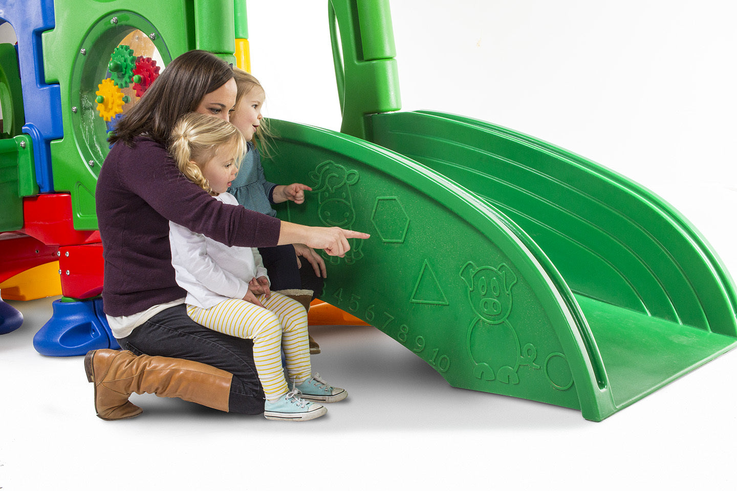 UltraPlay Discovery Center Super Sprout Playground w/ Roof SKU DC-SSR