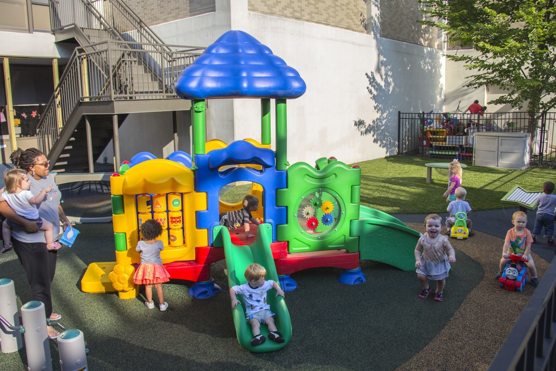 UltraPlay Discovery Center Sapling Playground SKU DC-SAPR
