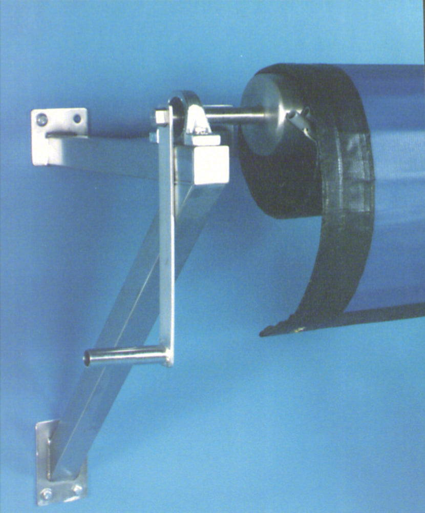 Spectrum Aquatics Blackfoot, 20 Foot Wall Mounted Manually Operated Blanket Reel SKU 50220-00